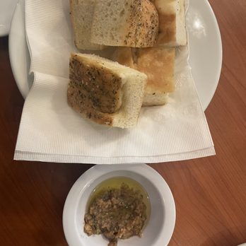 Sorelle Italian Bistro - Complimentary bread - Italian Near Me - Campbell, California Sorelle Italian Bistro - Complimentary bread - Italian Near Me - Campbell, California