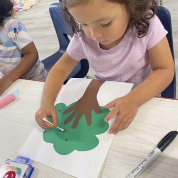 Kids Place 2 Explore & Learn - Crafts at school! - Preschools Near Me - Tracy, California