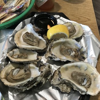 Seafood Kitchen - 1/2 dozen of oysters for a great starter. Where's my beer? Lol - Seafood Near Me - Atlantic Beach, Florida