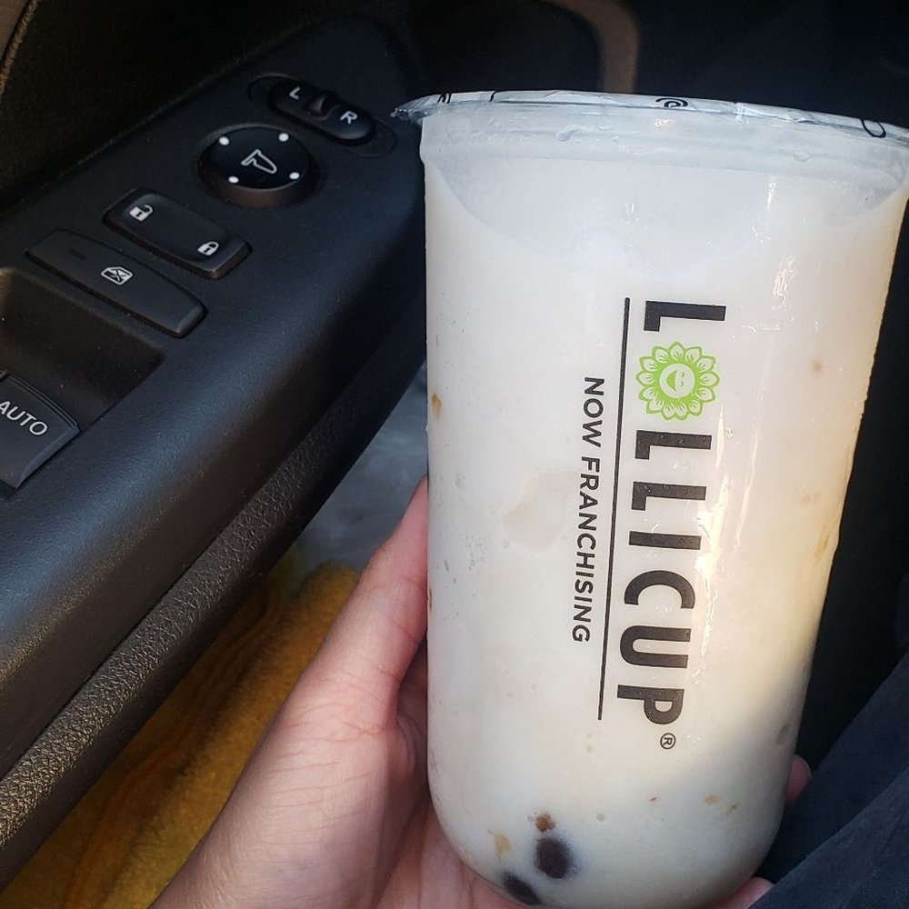 Regular lychee smoothie with boba. We ordered a large thai tea smoothie with boba. Regular lychee smoothie with boba. We ordered a large thai tea smoothie with boba.