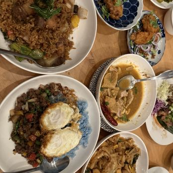 Mee Dee Thai Kitchen - Thai Near Me - Los Angeles, California