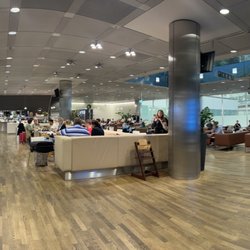 Lufthansa Business Lounge Non-Schengen