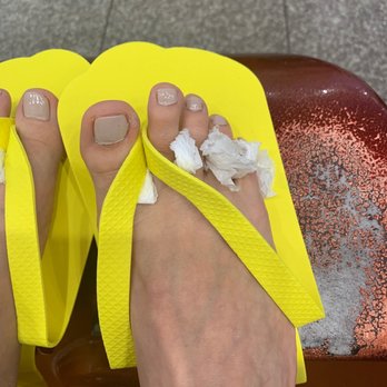 V-Tech Nails and Spa - Subpar Pedicure - Nail Salons Near Me - Fresno, California V-Tech Nails and Spa - Subpar Pedicure - Nail Salons Near Me - Fresno, California