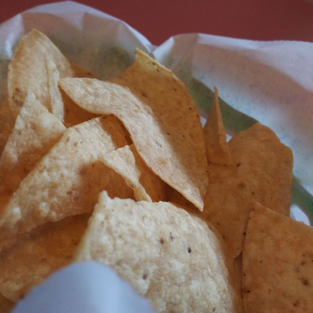 Dos Pesos Mexican Restaurant - Mexican Near Me - Van Buren Twp, Michigan