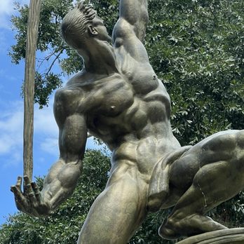 Rocket Thrower - Landmarks & Historical Buildings Near Me - Orlando, Florida