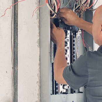 Albert J Electric - Electricians Near Me - Miami, Florida Albert J Electric - Electricians Near Me - Miami, Florida