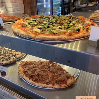 Grafa Pizza - Pizza Near Me - Miami Beach, Florida
