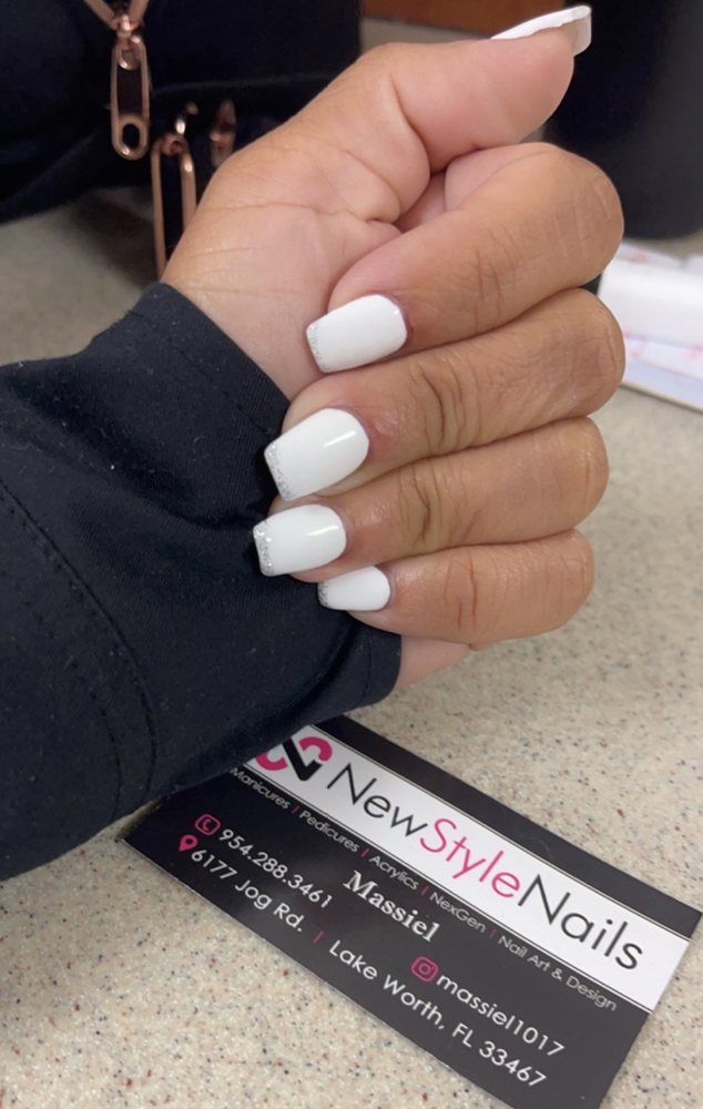 New Style Nails & Spa Logo