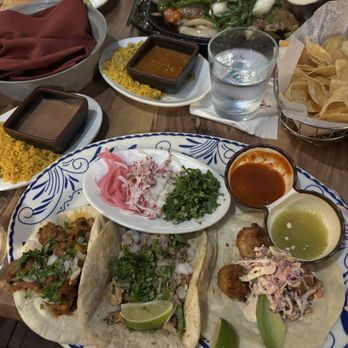 Guapo's Cocina & Bar - Tacos Del Pueblo Plater Mix, Carne Asada - Mexican Near Me - Arlington, Virginia