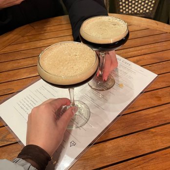 Balboa Cafe - Expresso martinis - Bars Near Me - San Francisco, California Balboa Cafe - Expresso martinis - Bars Near Me - San Francisco, California