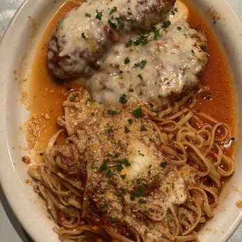 Petra's Restaurant - Chicken Parmesan with pasta - Italian Near Me - Laplace, Louisiana