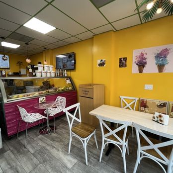 Gelati - inside - Gelato Near Me - Glendale, California