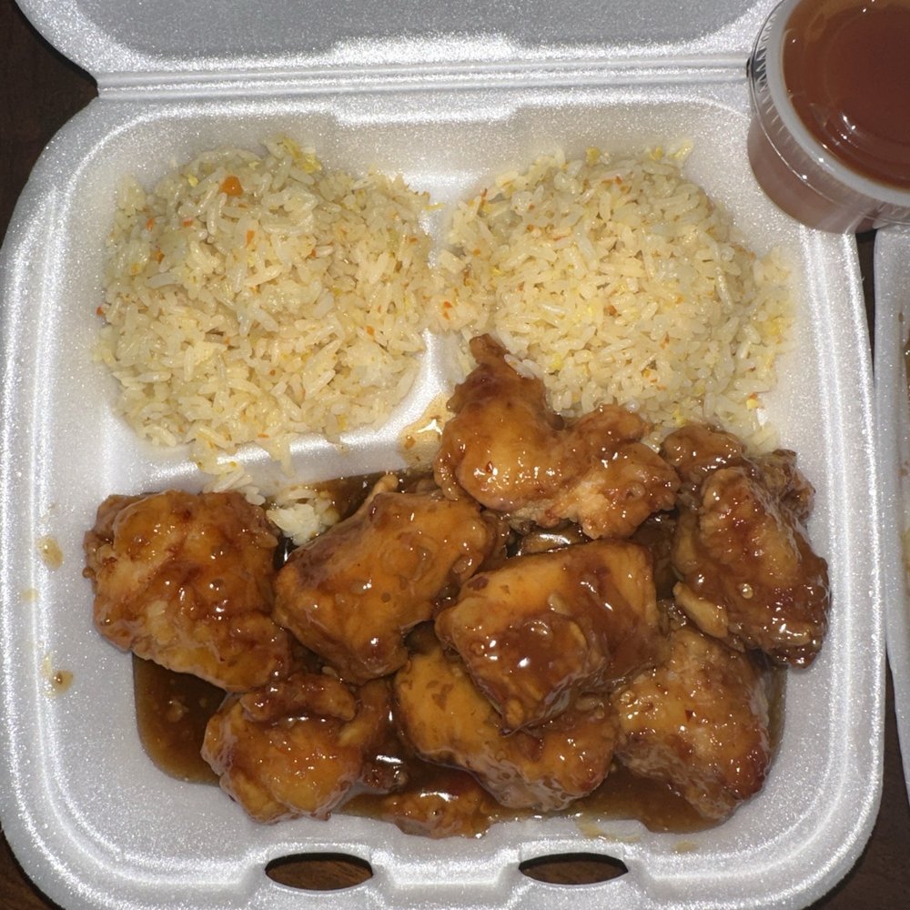 Kimbrough Asian Cuisine Cafe - General Chicken - Asian Fusion Near Me - Springfield, Missouri