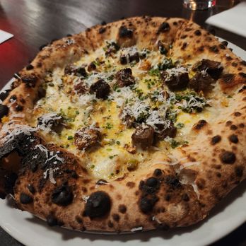 Double Zero Pie & Pub - Short rib pizza - Pizza Near Me - Las Vegas, Nevada Double Zero Pie & Pub - Short rib pizza - Pizza Near Me - Las Vegas, Nevada