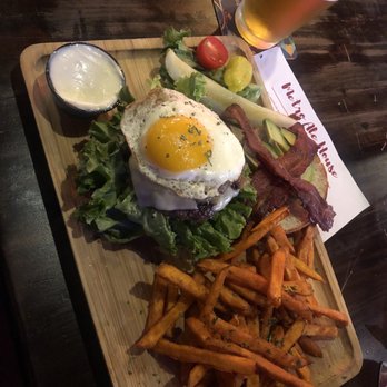 Cosmo Restobar - Metro Burger - New American Near Me - Pomona, California Cosmo Restobar - Metro Burger - New American Near Me - Pomona, California