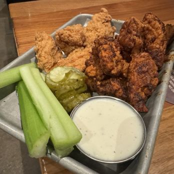 BJ's Restaurant & Brewhouse - Boneless Wings - Pizza Near Me - Cedar Park, Texas BJ's Restaurant & Brewhouse - Boneless Wings - Pizza Near Me - Cedar Park, Texas