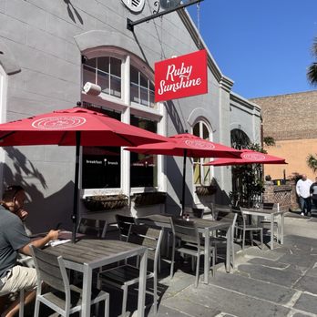Ruby Sunshine Charleston Downtown - Outdoor seating - Breakfast & Brunch Near Me - Charleston, South Carolina Ruby Sunshine Charleston Downtown - Outdoor seating - Breakfast & Brunch Near Me - Charleston, South Carolina