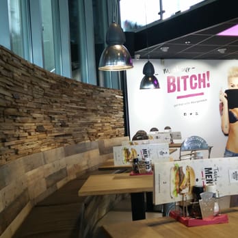 Burger Bitch - The cool interior :) - American Near Me - Amsterdam, New Hampshire
