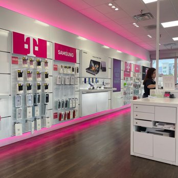 T-Mobile - Mobile Phones Near Me - Las Vegas, Nevada T-Mobile - Mobile Phones Near Me - Las Vegas, Nevada