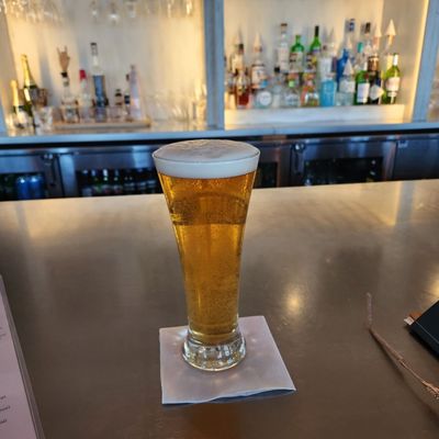 Hummingbird Bar and Kitchen by null