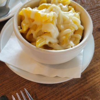 Cliff’s Taphouse - Mac and Cheese - Cocktail Bars Near Me - Kansas City, Missouri Cliff’s Taphouse - Mac and Cheese - Cocktail Bars Near Me - Kansas City, Missouri