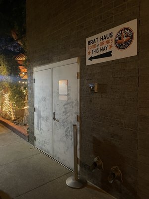 Brat Haus by null