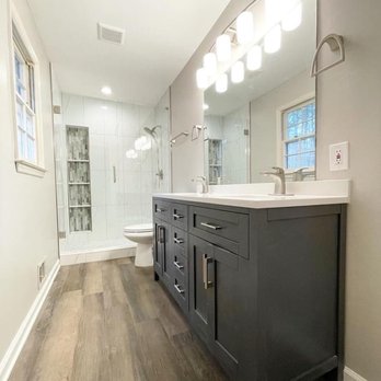 Bradford Custom Homes & Remodeling - What a beautifully finished master bath. - General Contractors Near Me - Acworth, Georgia Bradford Custom Homes & Remodeling - What a beautifully finished master bath. - General Contractors Near Me - Acworth, Georgia