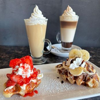 Symposium Cafe Restaurant Markham - Banana nutella and strawberry mini croffles with lattes - Breakfast & Brunch Near Me - Markham, Ontario Symposium Cafe Restaurant Markham - Banana nutella and strawberry mini croffles with lattes - Breakfast & Brunch Near Me - Markham, Ontario