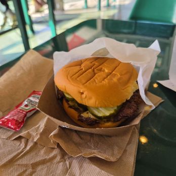 The Win-Dow Santa Monica - $5.00 cheeseburger. - Burgers Near Me - Santa Monica, California The Win-Dow Santa Monica - $5.00 cheeseburger. - Burgers Near Me - Santa Monica, California
