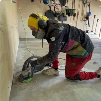 Samayoa's Painting - Transform your garage floor in a beautiful surface with an epoxy coat samayoa Painting can make it real for you! - Painters Near Me Samayoa's Painting - Transform your garage floor in a beautiful surface with an epoxy coat samayoa Painting can make it real for you! - Painters Near Me