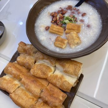 King’s Kitchen - Congee w Squid, Pork, Fish with Fried Dough - Noodles Near Me - New York, New York King’s Kitchen - Congee w Squid, Pork, Fish with Fried Dough - Noodles Near Me - New York, New York