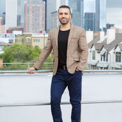 Madi Namvar - Mr.RealEstate247 - Here is your guy!