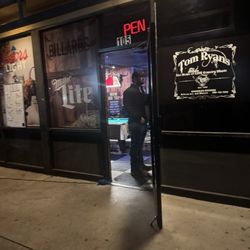 Tom Ryan's Lounge