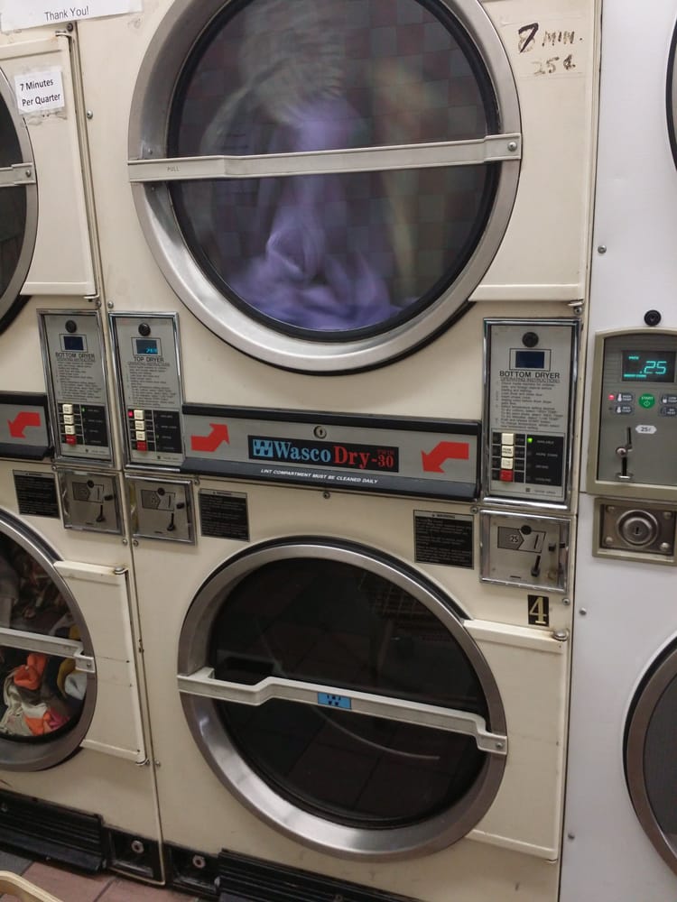 FLUSHING LAUNDROMAT Updated October 2024 14112 Northern Blvd