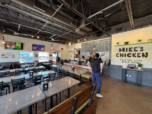 Mike's Chicken by null