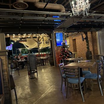 Off 87 - Patio - Themed Cafes Near Me - Chandler, Arizona