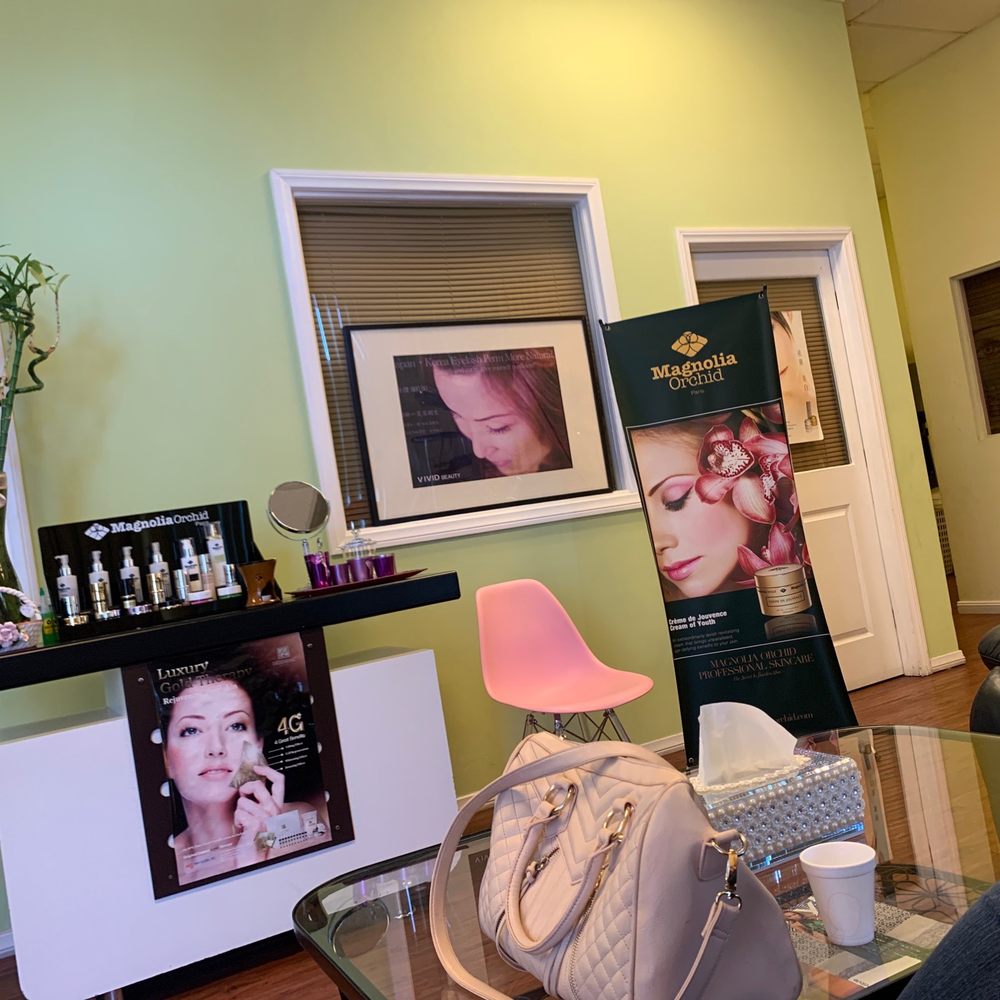 San Gabriel Esthetic Center - Room I was in and decor. - Skin Care Near Me - San Gabriel, California
