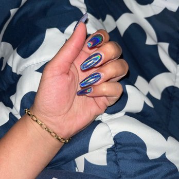 Sugar Nails - Chrome in blur - Nail Salons Near Me - Los Angeles, California