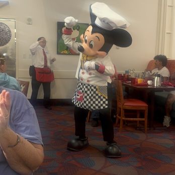 Chef Mickey's - American Near Me - Lake Buena Vista, Florida