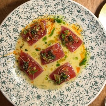 La Serre - Tuna Crudo (osetra caviar, tomato, shallot, yuzu) - French Near Me - Chicago, Illinois