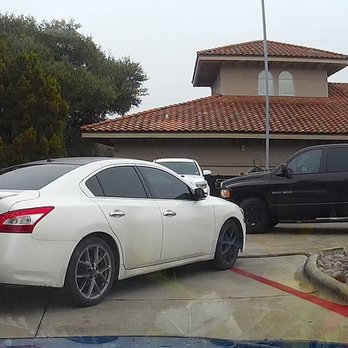 UFCU - Parking lot is a cramped wreck waiting to happen - Banks & Credit Unions Near Me - Austin, Texas