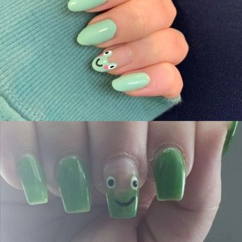 Boone Nail Bar - The top picture is what I asked for, the bottom is what I got. - Nail Salons Near Me - Boone, North Carolina