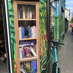 Bücherschrank Oma