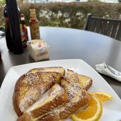 Golden Egg Cafe