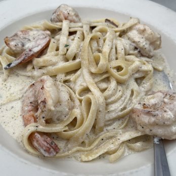 Dupont Italian Kitchen - Shrimp Fettuccini Alfredo - Italian Near Me - Washington, DC, District of Columbia Dupont Italian Kitchen - Shrimp Fettuccini Alfredo - Italian Near Me - Washington, DC, District of Columbia
