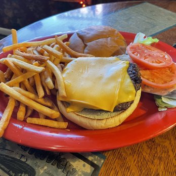Windhill Pancake Parlor - Burger Day - Cheese burger - Breakfast & Brunch Near Me - McHenry, Illinois