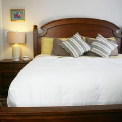 Modern Homestead Guest House - Deluxe Two Bedroom Suite