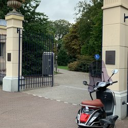Paleistuin - Eingang