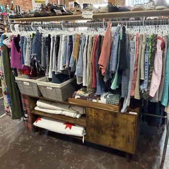 The Vikings Vault - Used, Vintage & Consignment Near Me - Williams, Arizona