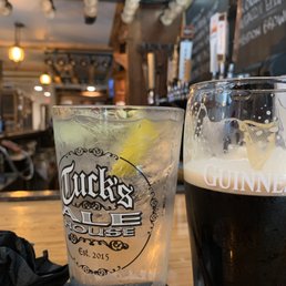 Great bar!! Great food!
